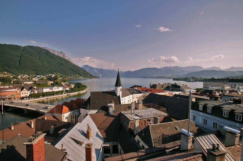 Keramikhotel Goldener Brunnen Hotel Gmunden